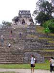 El Templo de la Cruz en Lakam Ha, Palenque, Mexico.