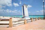 El faro fue devastada por el ciclón, Puerto Morelos, Mexico.