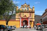 Templo de San Nicolás, San Cristóbal de Las Casas, Mexico.