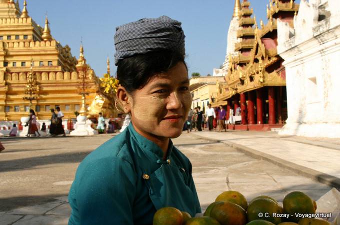 Mangos en venta, Shwezigon Temple, Bagan - Myanmar (Birmania)