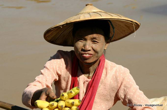 Plátanos Merchant Yaeo Ma, Lago Inle - Myanmar (Birmania)
