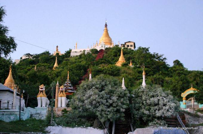 Mandalay, templo y stupas en la colina de Sagaing - Myanmar (Birmania)