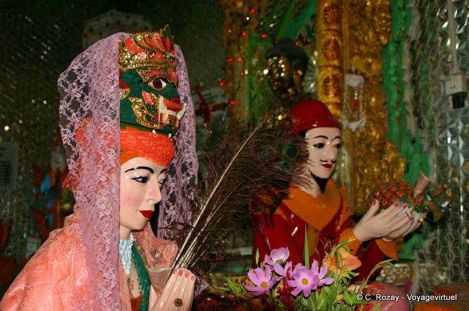 Esculturas Nats en Taung Kalat, Monte Popa - Myanmar (Birmania)