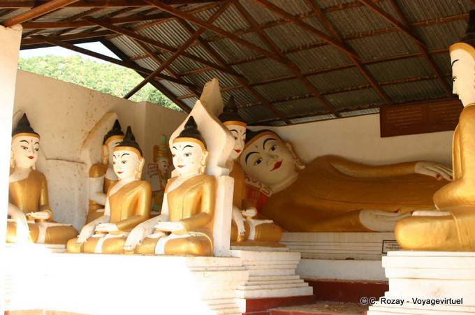 Budas sentados y Buda reclinado, Shwe U Min Pagoda, Pindaya - Myanmar (Birmania)