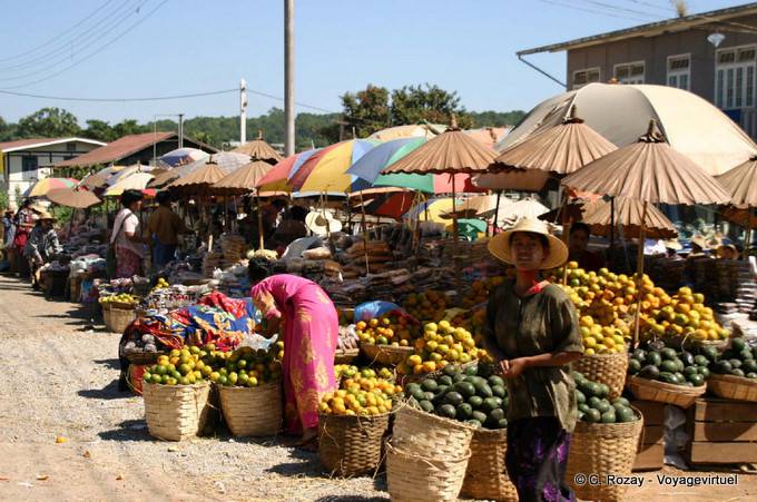 Mercado de la calle alrededor de Pindaya - Myanmar (Birmania)