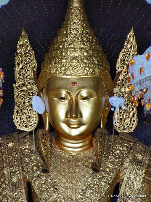 La cabeza de Buda Jambhupati, Shwedagon, Yangon - Myanmar (Birmania)