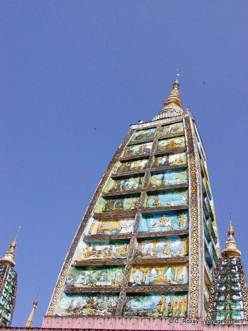 Pinturas sobre el tazaung Hsandawdwin, Shwedagon Pagoda, Rangún - Myanmar (Birmania)