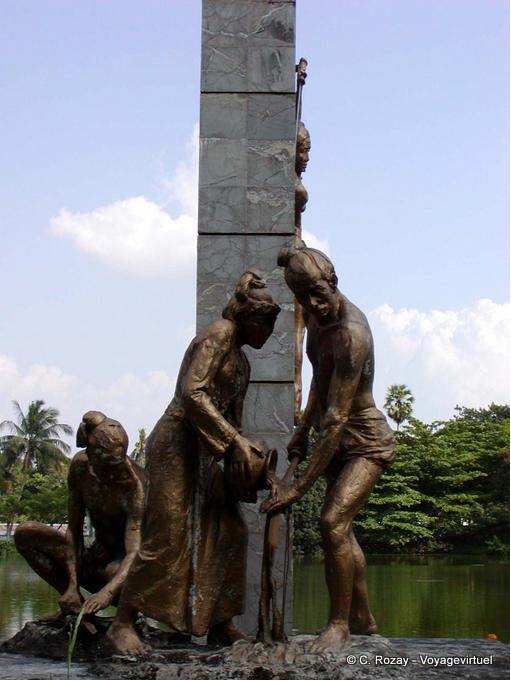 Monumento Rangún Kandawgyi Lago - Myanmar (Birmania)