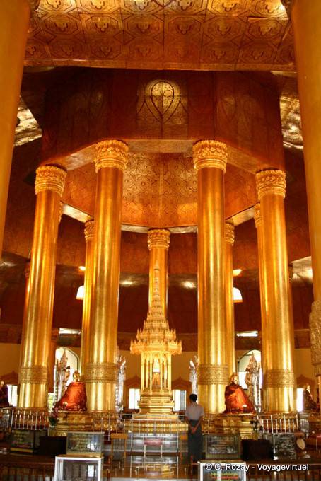 Taw Myat Swe dentro pagó, Yangon - Myanmar (Birmania)