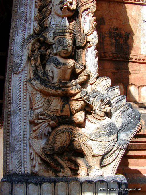 Detalle de la decoración del santuario (Sankar) Sagar - Myanmar (Birmania)