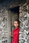 Shwe En Bin, retrato de un joven monje, Mandalay, Birmania.