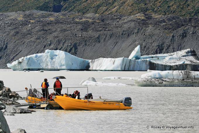 Barcos turísticos, Tasman Lake, Canterbury - Nueva-Zelanda