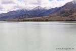 Otra vista del Lago Benmore, Canterbury, Nueva-Zelanda.