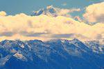 Mount Cook en las nubes, el Monte Cook Road, Canterbury, Nueva-Zelanda.