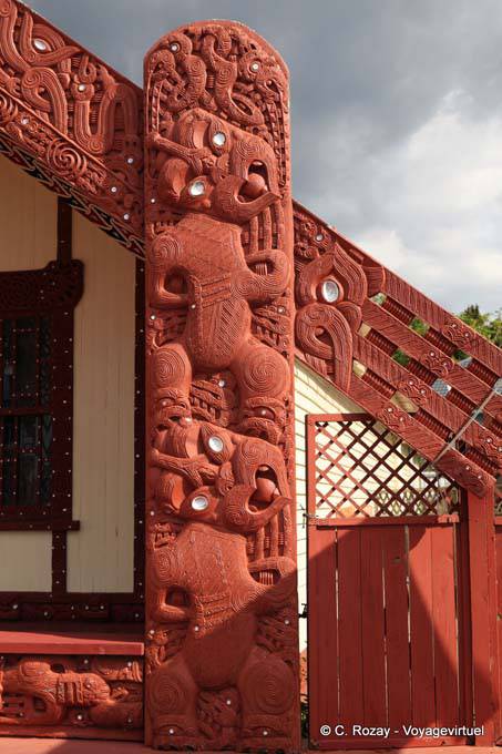 Detalle de la casa común Arawa, Tamatekapua, Rotorua - Nueva-Zelanda