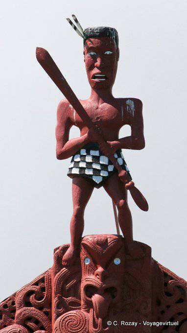 Figura maorí Omaio, Cabo del Este - Nueva-Zelanda