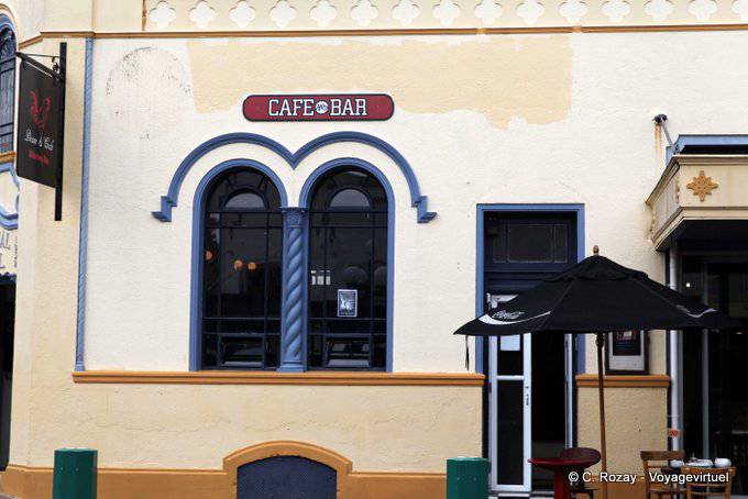 Provincial Hotel, Napier Cafe Bar, Costa Este - Nueva-Zelanda