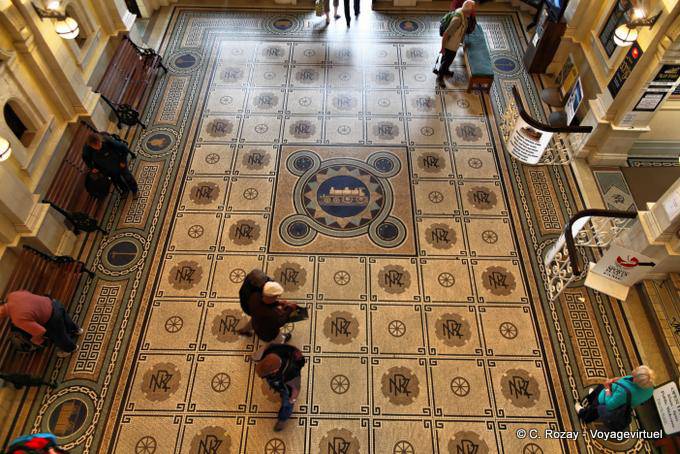 El mosaico en la reserva de la habitación, la estación de trenes de Dunedin, - Nueva-Zelanda