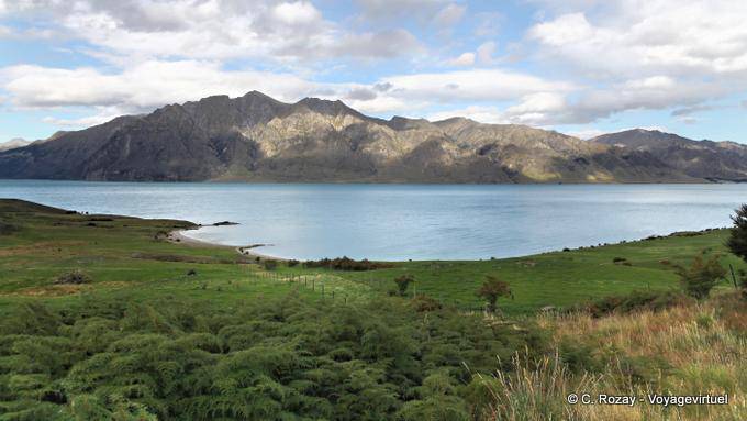 Montañas que se enfrenta el cuello, Lago Hawea, Southland - Nueva-Zelanda