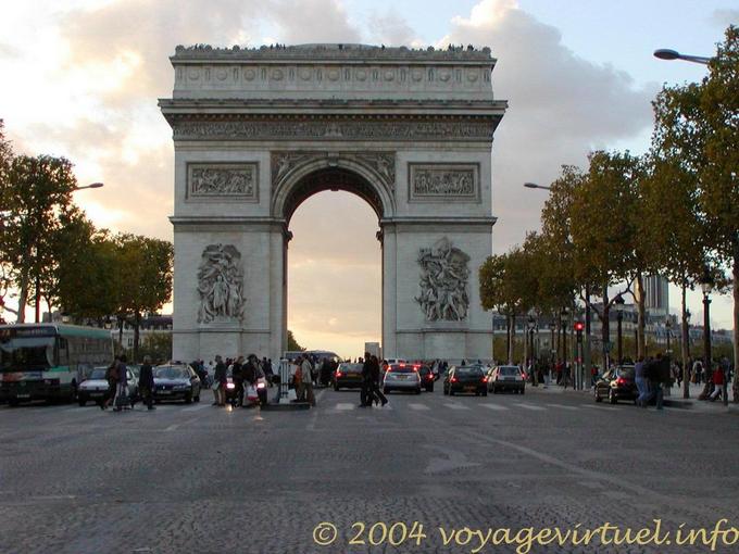 Place de l'Etoile, París, Arco del Triunfo, Francia