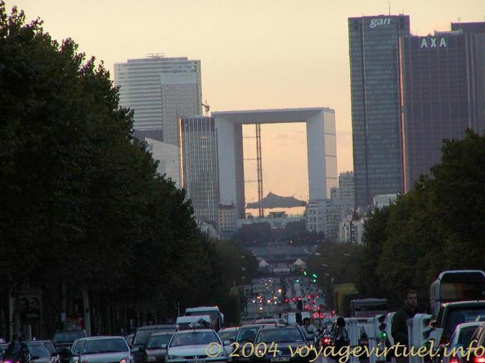 Luz de la tarde, La Défense, París, Francia