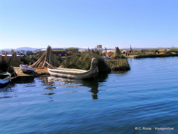 Totora Barco (tejido de caña), la vida Titicaca -Perú