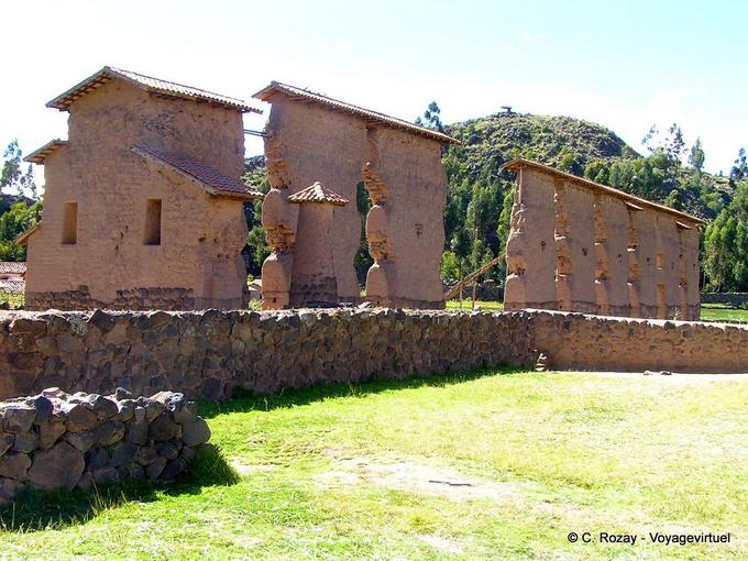 Las paredes del templo, Raq'chi Wiracocha -Perú