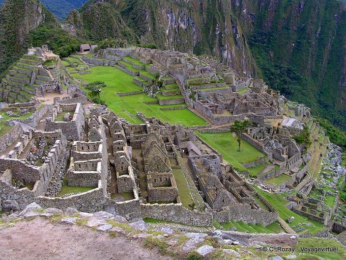 Machu Picchu, vista panorámica de la zona residencial -Perú