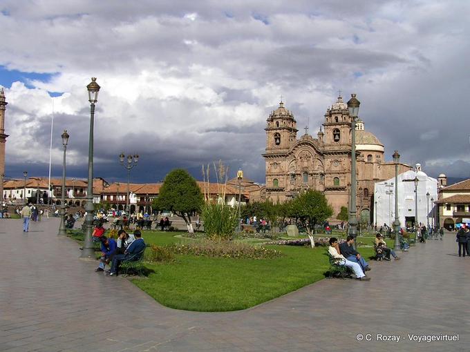Ángulo en lugar de Puma (Huacaypata) famosa Plaza de Armas, Cusco -Perú