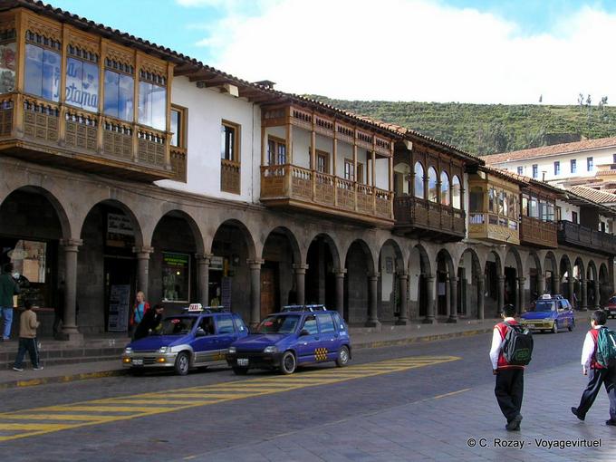 Balcones y arcos en Cusco -Perú