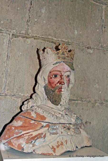 Joao II, el rey perfecto, busto, Alcobaça - Portugal
