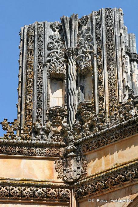 Batalha, cincelado y el estilo manuelino pilar sin terminar - Portugal