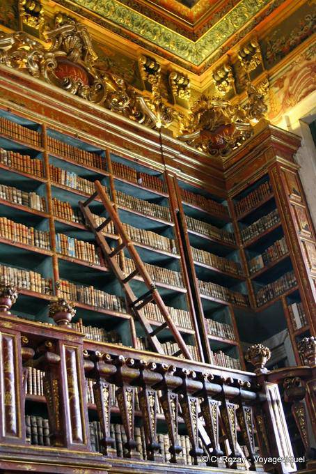Barandilla y escalera, Joanina Biblioteca, Coimbra - Portugal