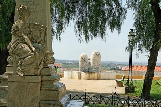 Esculturas de jardín y Diana, Évora - Portugal