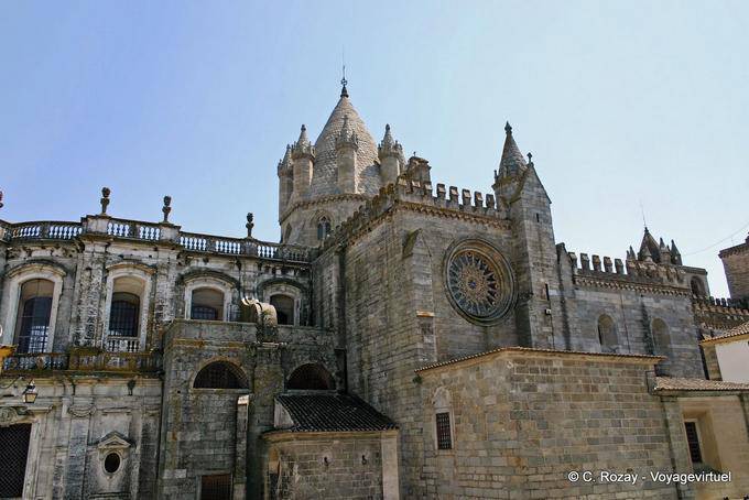 Torre de la linterna de la catedral, Évora - Portugal