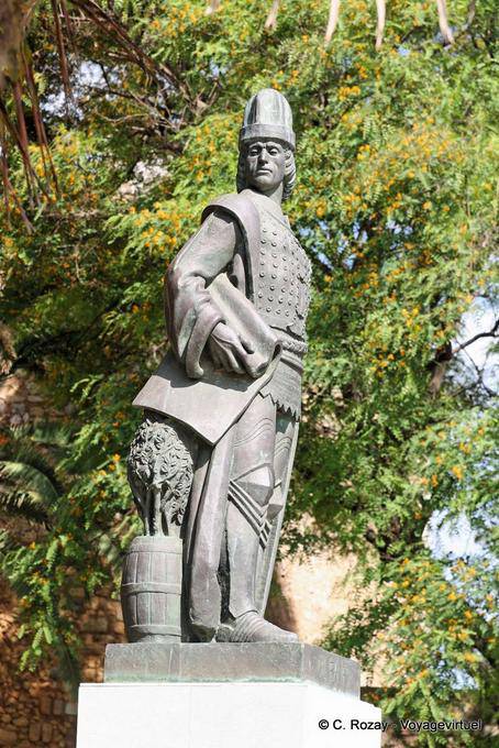 Lagos, la estatua de Gil Eanes - Portugal
