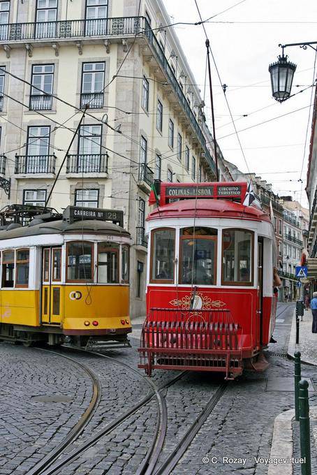 Tranvía Cruz, rua Loreto Bairro Alto, Lisboa - Portugal
