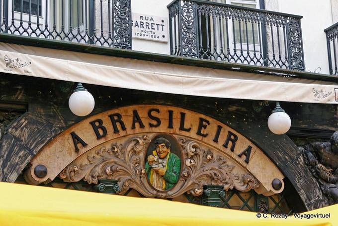 Enseña la Brasileira, Garrett Street, Baixa-Chiado, Lisboa - Portugal