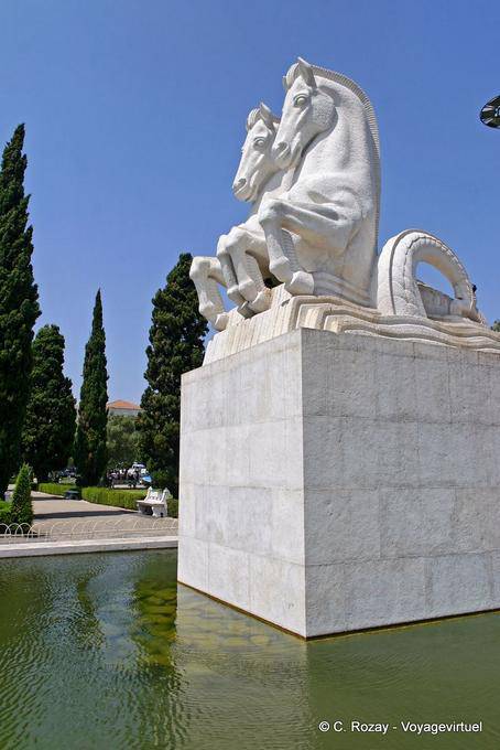 Caballos de piedra, Jardín do Império, de los Jerónimos, Lisboa - Portugal