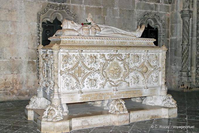 Vasco de Gama tumba, Monasterio de los Jerónimos de vuelta, Lisboa - Portugal
