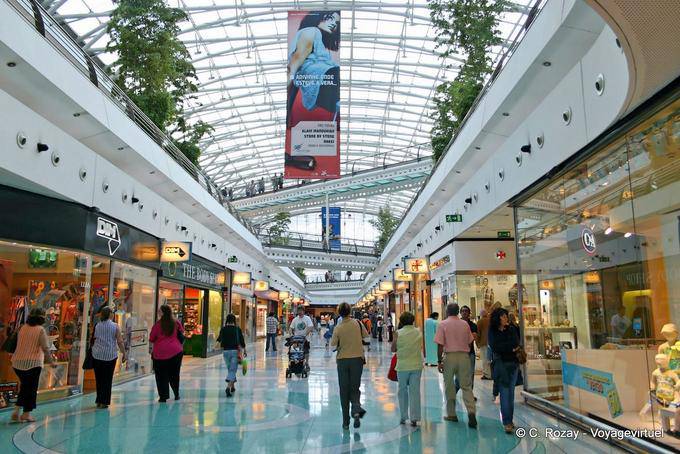 Centro comercial, Nações, Lisboa - Portugal