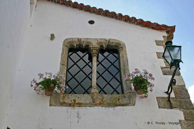 Obidos, una ventana renacentista - Portugal