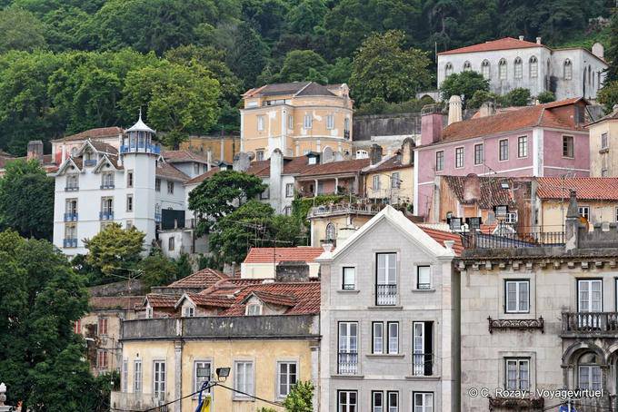 Sintra, algunos edificios de la ciudad - Portugal