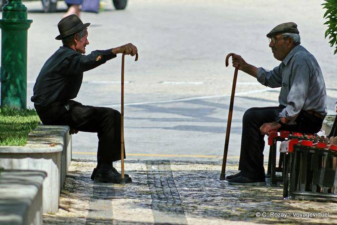 Las dos barras, análisis de edad, de Tavira - Portugal