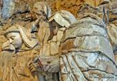 Fragmento de la escultura religiosa, el monasterio de Alcobaça, Portugal.