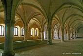 Arquitectura de la sala de los monjes, el monasterio de Alcobaça, Portugal.