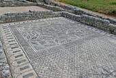 Mosaico de la casa de los Esqueletos, Conimbriga, Portugal.
