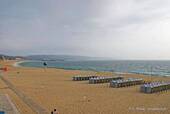 Panorama sobre el arco de la playa de Nazaré, Portugal.