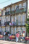 Rua da Alfândega, Porto, Portugal.