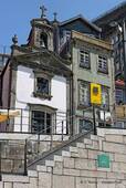 Porto, azulejos escalera, capilla y de pared, Shore Ribeira, Portugal.